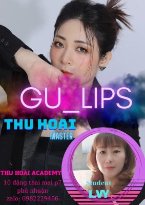 Master Thu Hoài và học viên