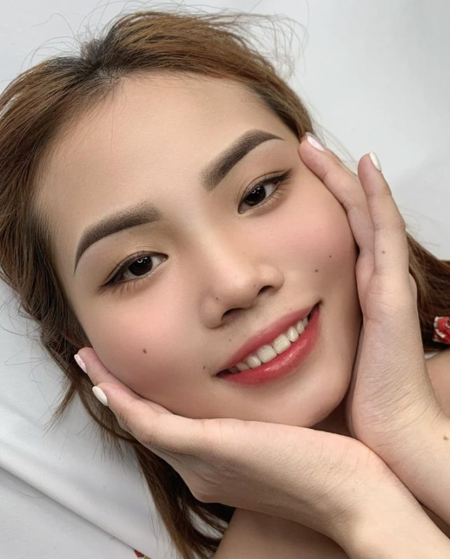 Phun chân mày