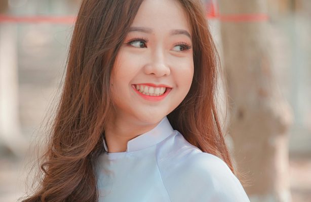 Nữ sinh xinh đẹp