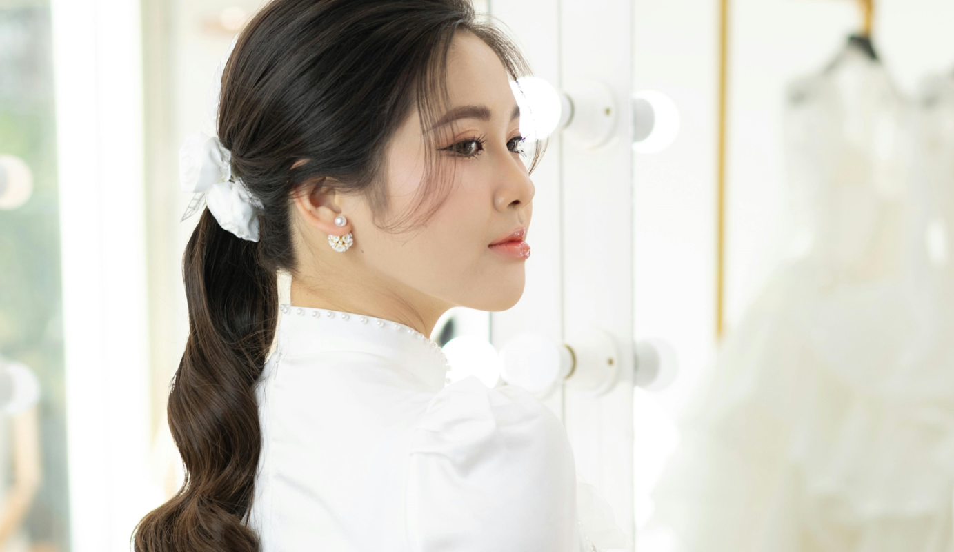 Cô gái xinh đẹp